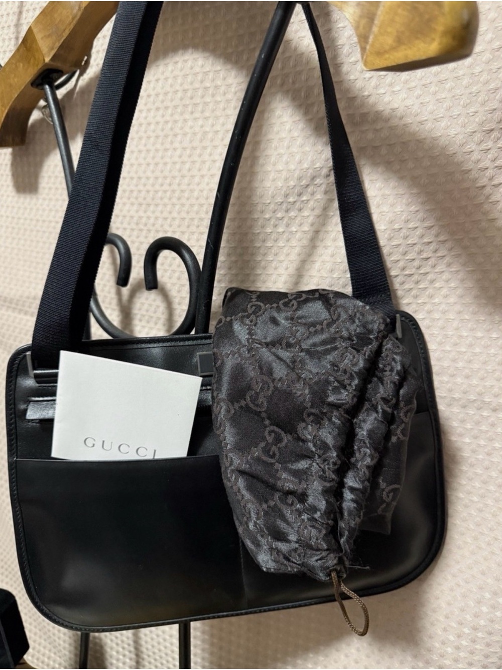 Authentic Gucci Black Ladies Shoulder Bag w/ Monogram Dust Bag